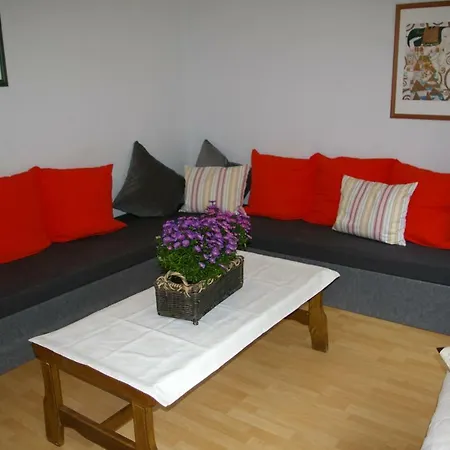 Waldrand Holiday home Ulmen